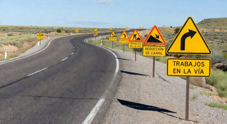 Ojos Gato Solares Imprescindibles 2026 Seguridad Vial